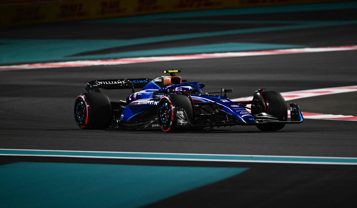 Mobil tim Williams yang dikemudian Logan Sargeant.