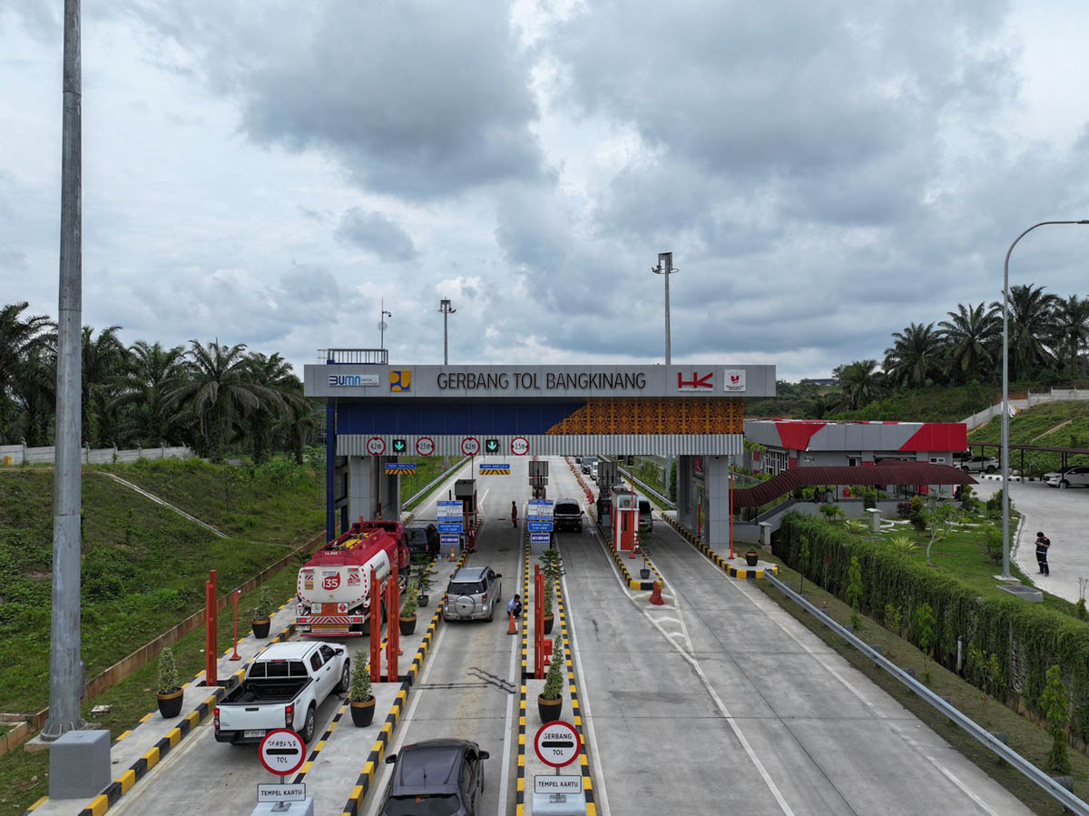 Sepanjang 18 Desember 2023-3 Januari 2024  PT Hutama Karya mencatat lebih dari 1.500.000 kendaraan melintasi JTTS