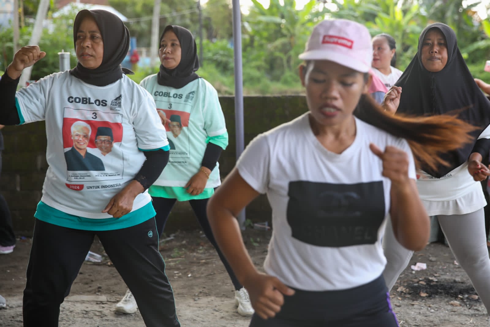 Olahraga senam menjadi olahraga yang populer di kalangan perempuan