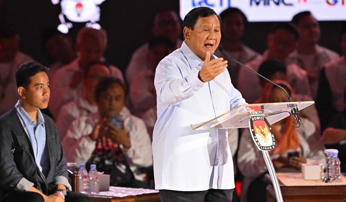 Capres Prabowo Subianto di debat capres ketiga, MInggu, 7 Januari 2024.