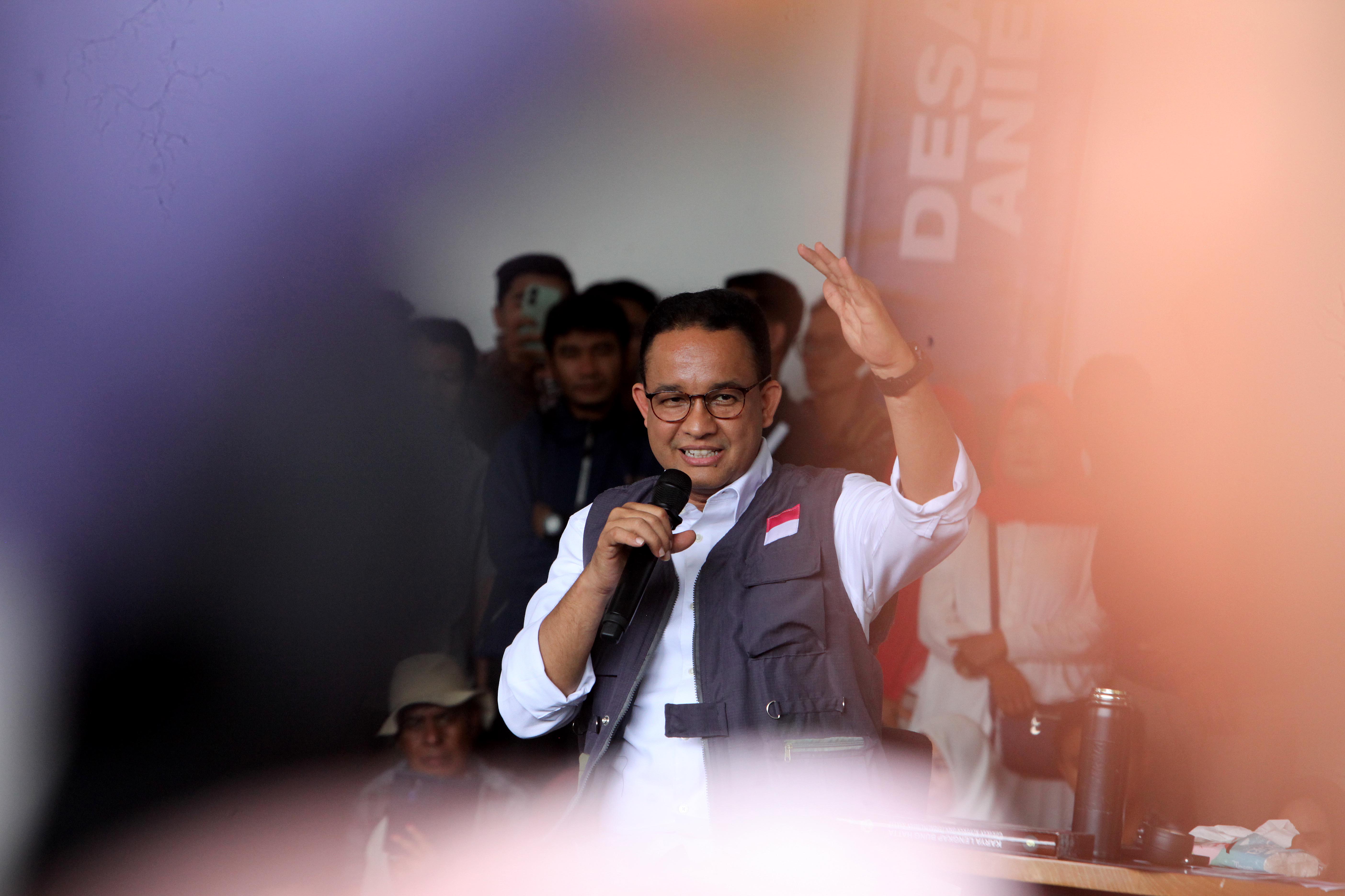 Anies Bernas dan Ofensif di Debat Capres