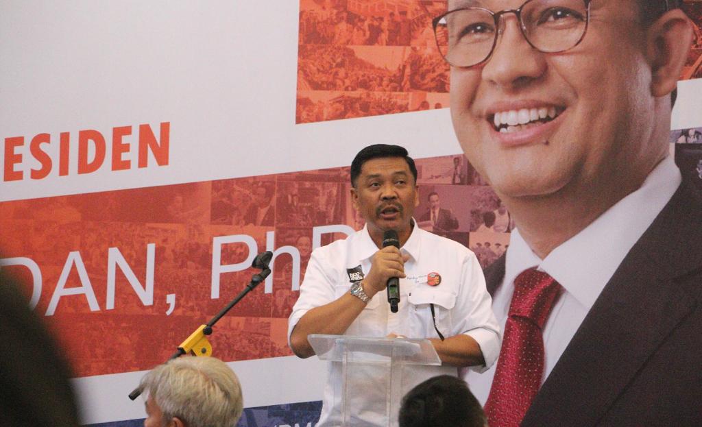  Hendry Harmen, Ketua Ikatan Alumni (IA) ITB Jakarta periode 2010 – 2015 