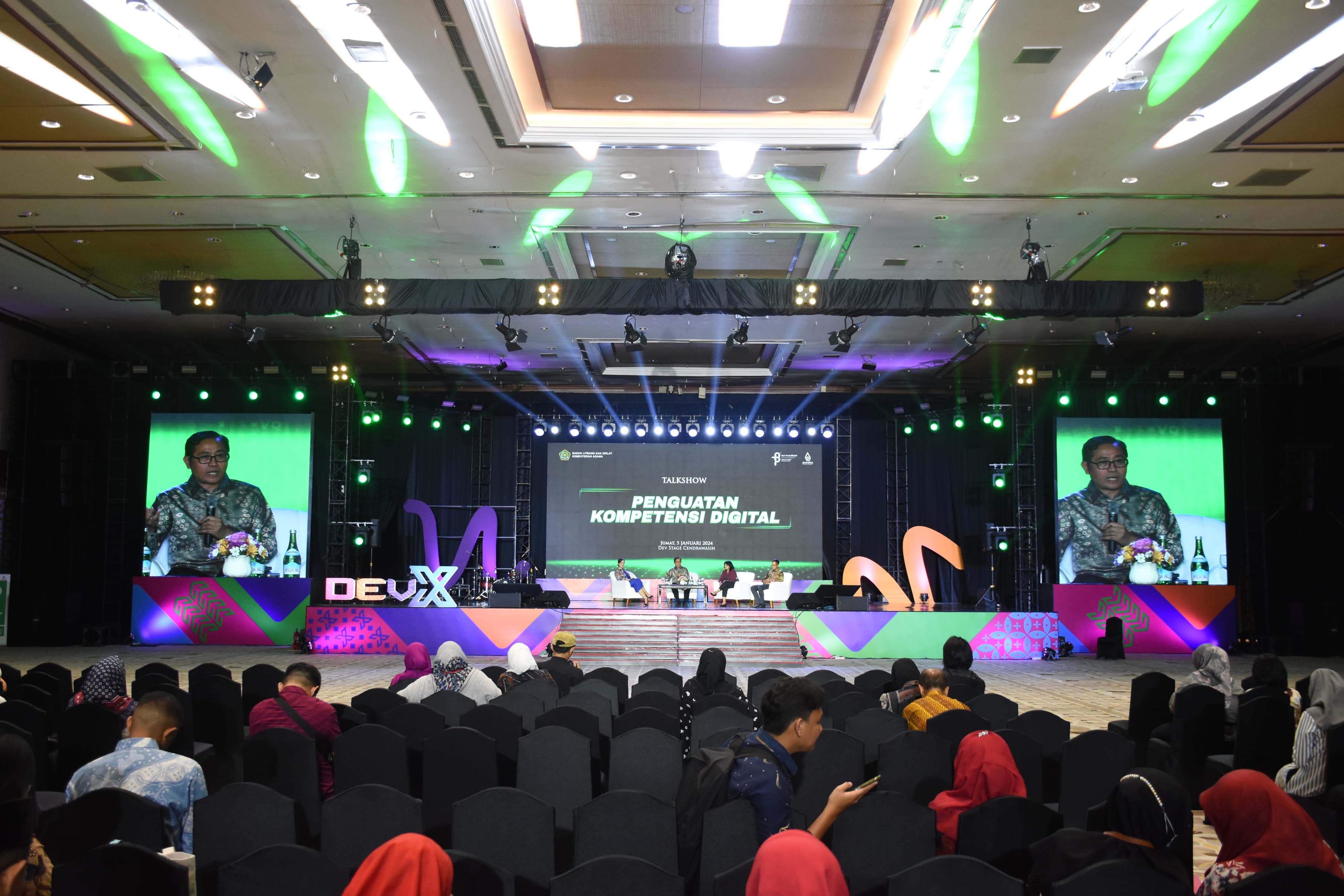 Talkshow Penguatan Kompetensi Digital yang berlangsung di Jakarta, Jumat (5/1).