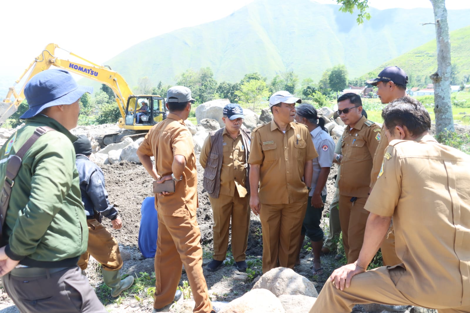 Pemkab Samosir Kebut Penataan Lahan Pertanian Warga Pasca BanjirBandang di Kenegerian Sihotang