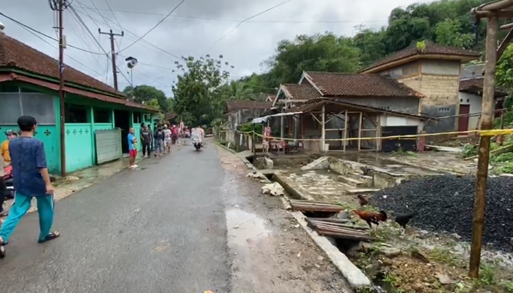 Kampung terdampak tanah longsor di Kabupaten Sukabumi