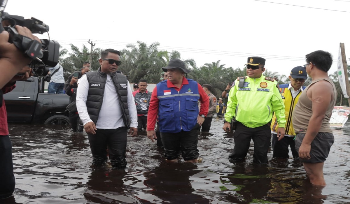 Banjir Riau, Kepala BNPB Beri Bantuan Daerah Banjir
