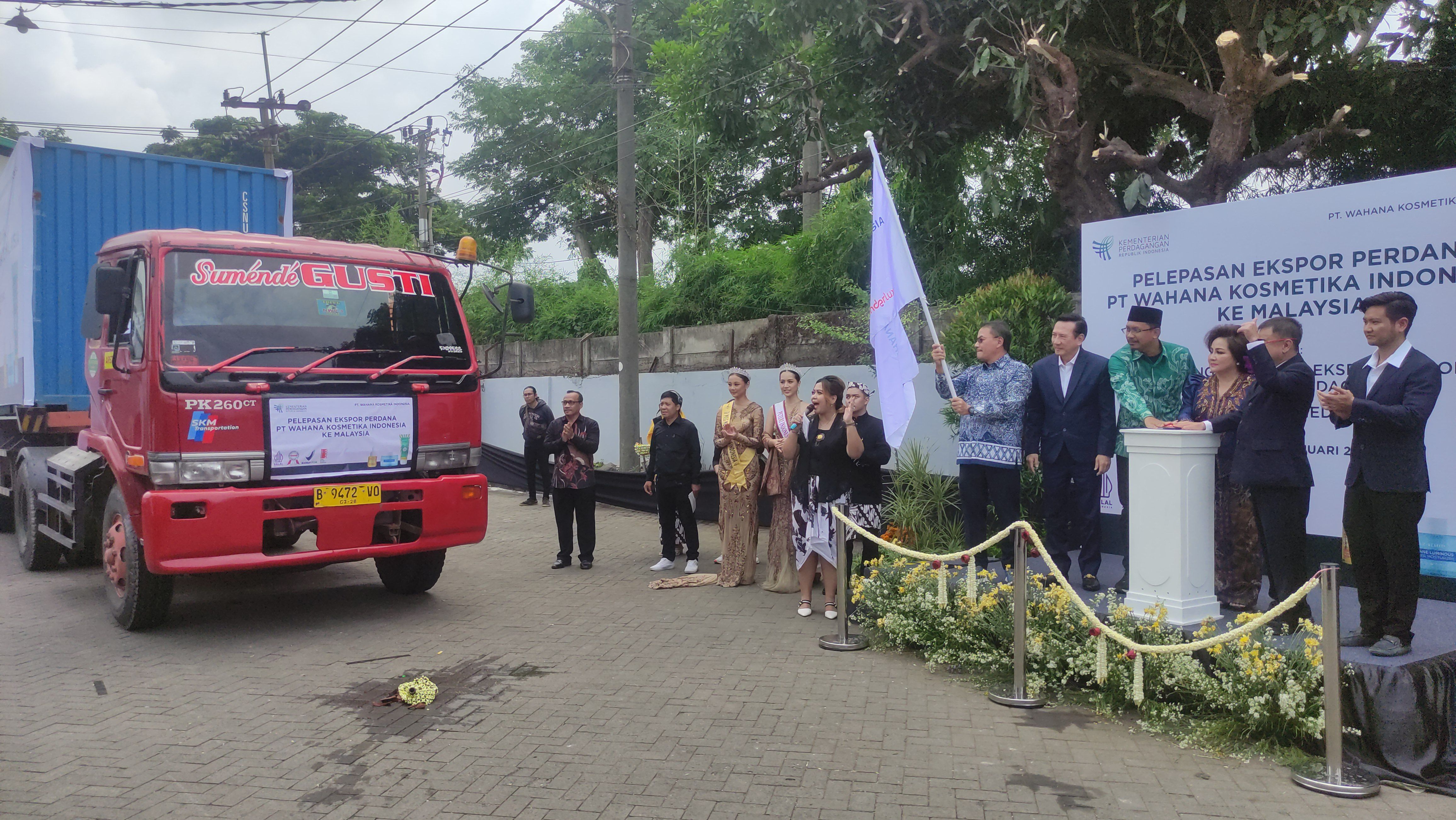 Produk Kosmetik lokal asal Sidoarjo ekspor perdana ke Malaysia.