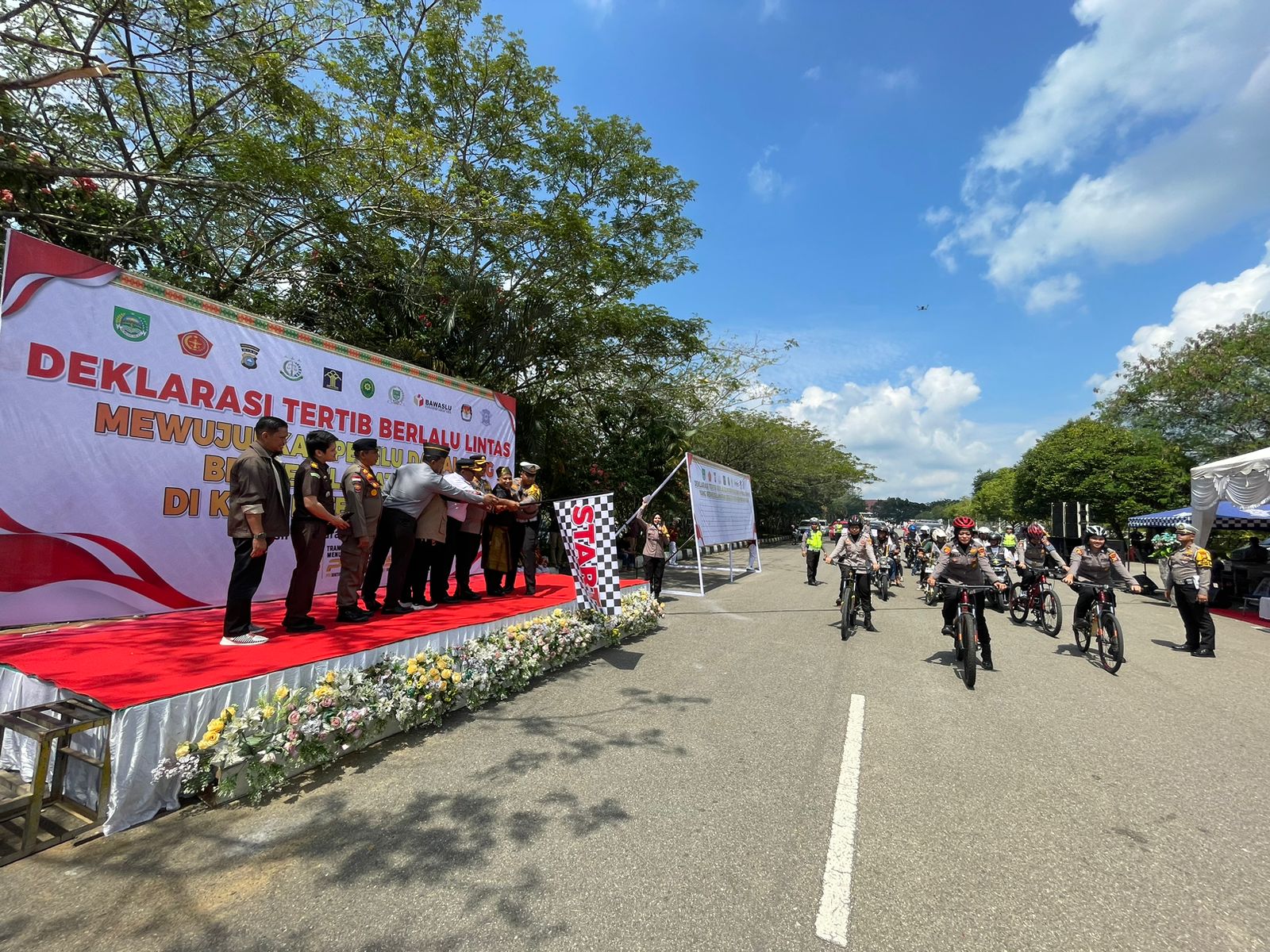 Kapolres Rohul Ajak Masyarakat Tertib Berlalu Lintas saat Kampanye