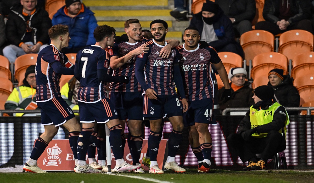Para pemain Nottingham Forest melakukan selebrasi usai mencetak gol ke gawang Blackpool di laga Piala FA.