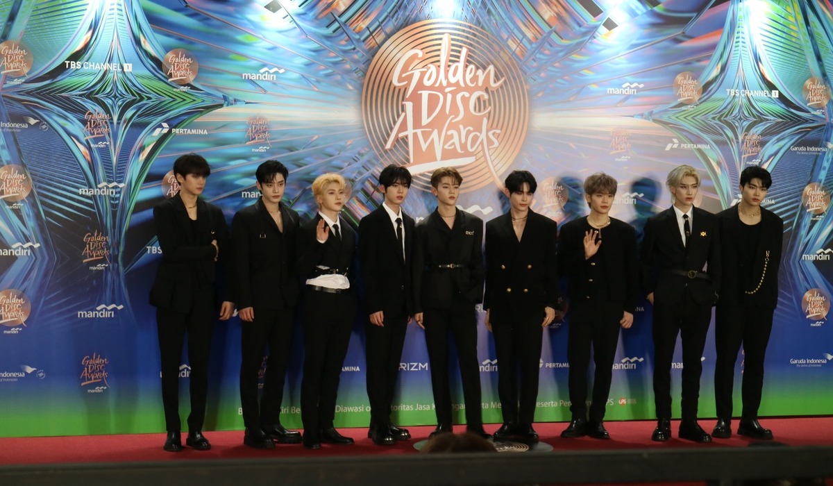 ZEROBASEONE - Rookie Artist of The Year GDA 2024.