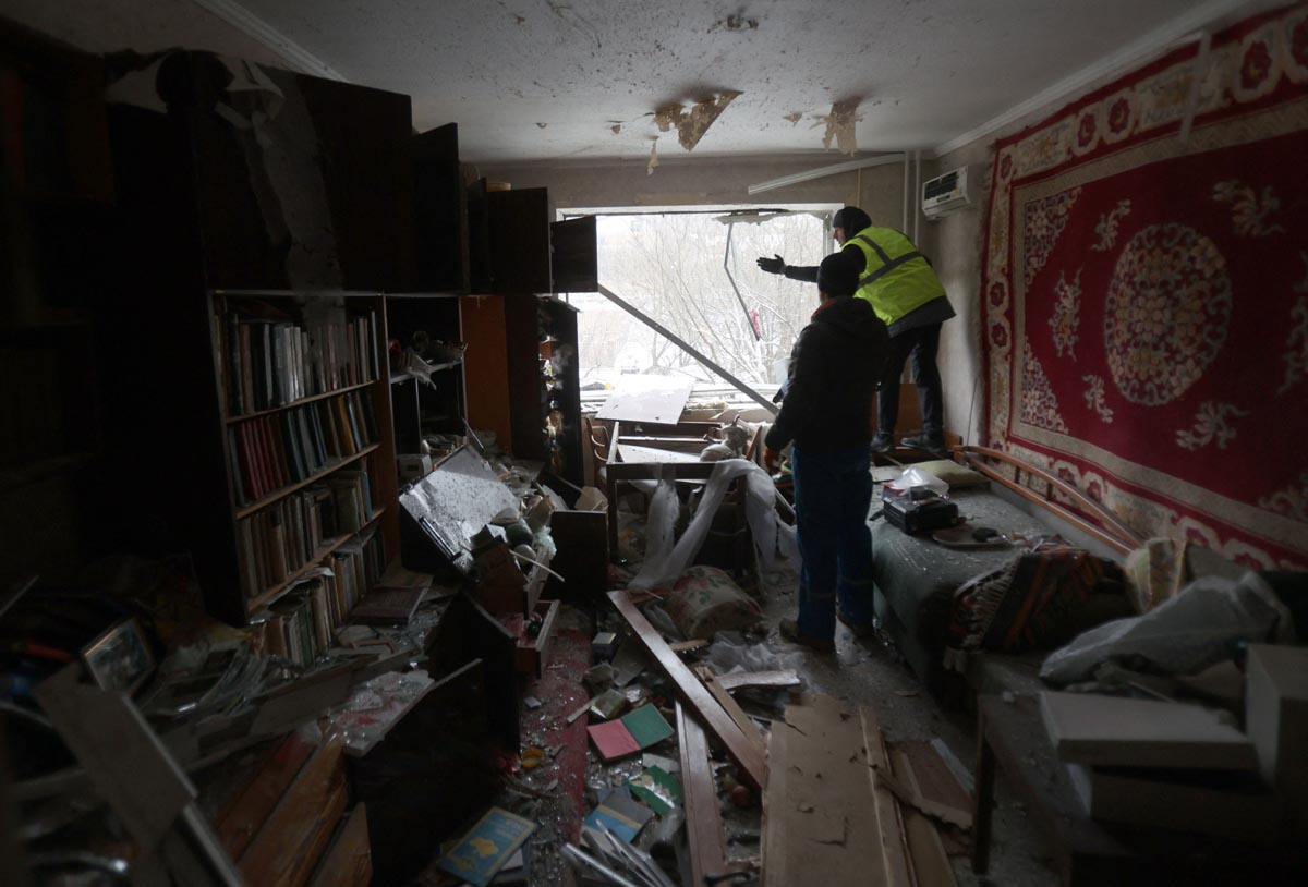 Pemerintah Rusia di kota perbatasan selatan, Belgorod, menawarkan evakuasi bagi warga yang khawatir setelah serangkaian serangan Ukraina.