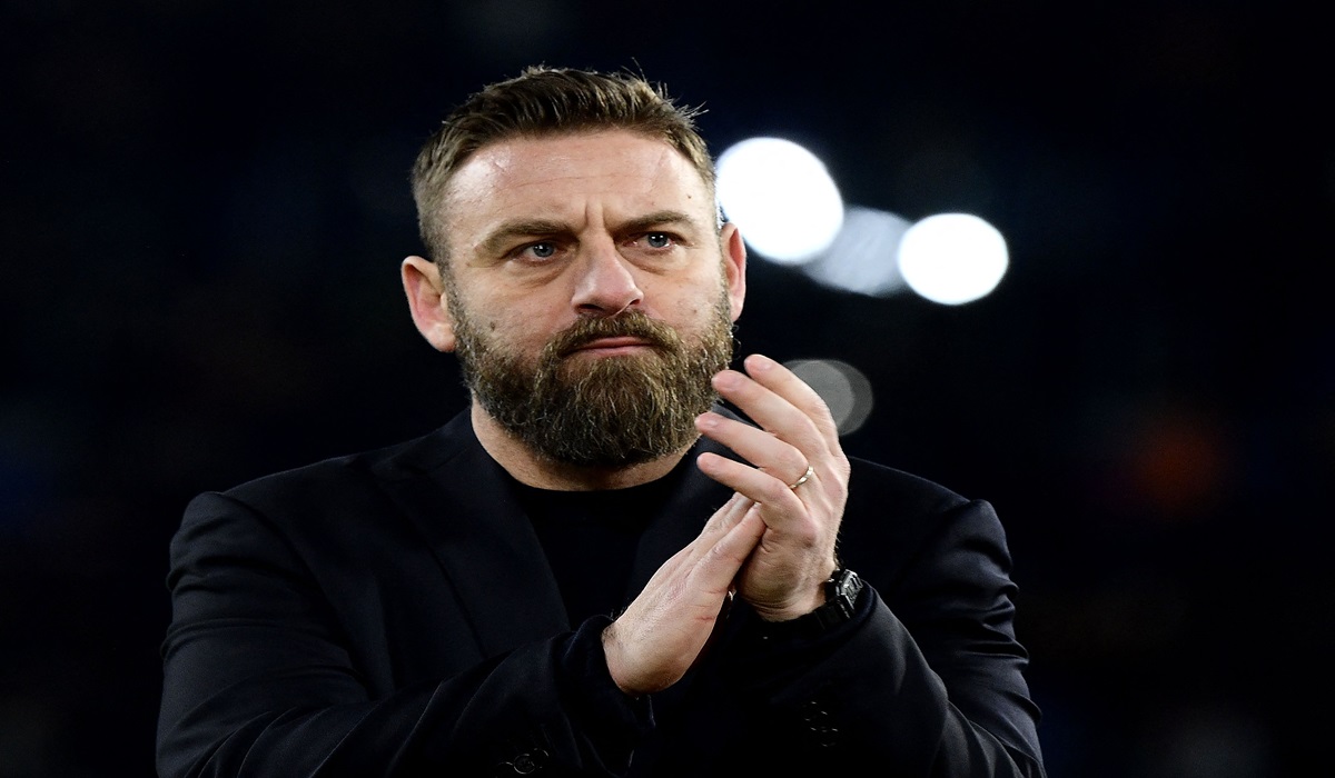 Roma Tekuk Verona di Laga Debut De Rossi