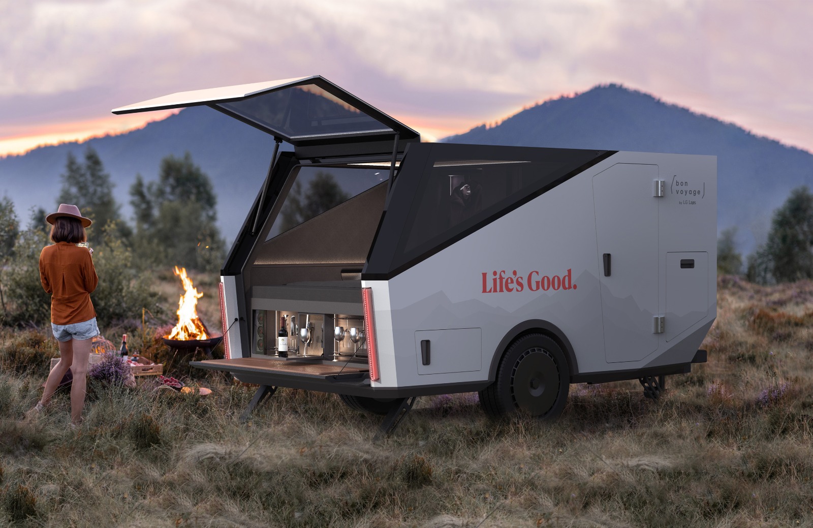 Camping trailer dari LG yang mungil nan fungsional ini dapat diparkir dalam garasi indoor ataupun dihubungkan ke kendaraan mobil.