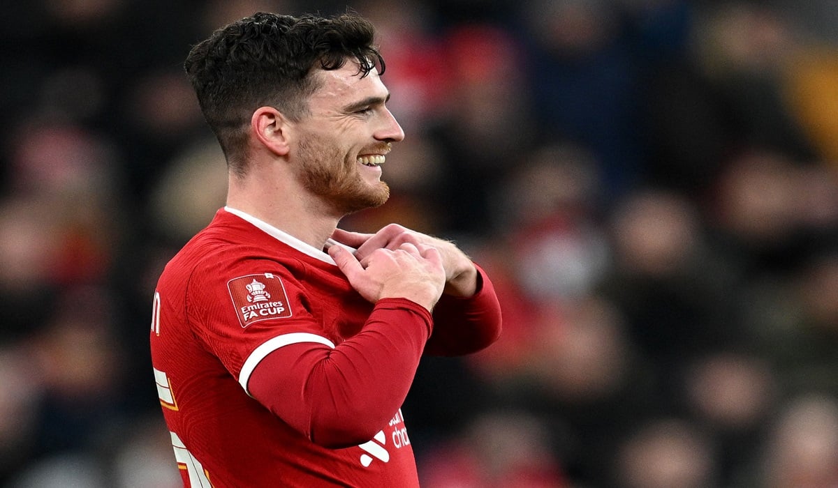Bek Liverpool Andy Robertson saat tampil di laga Piala FA melawan Norwich County.