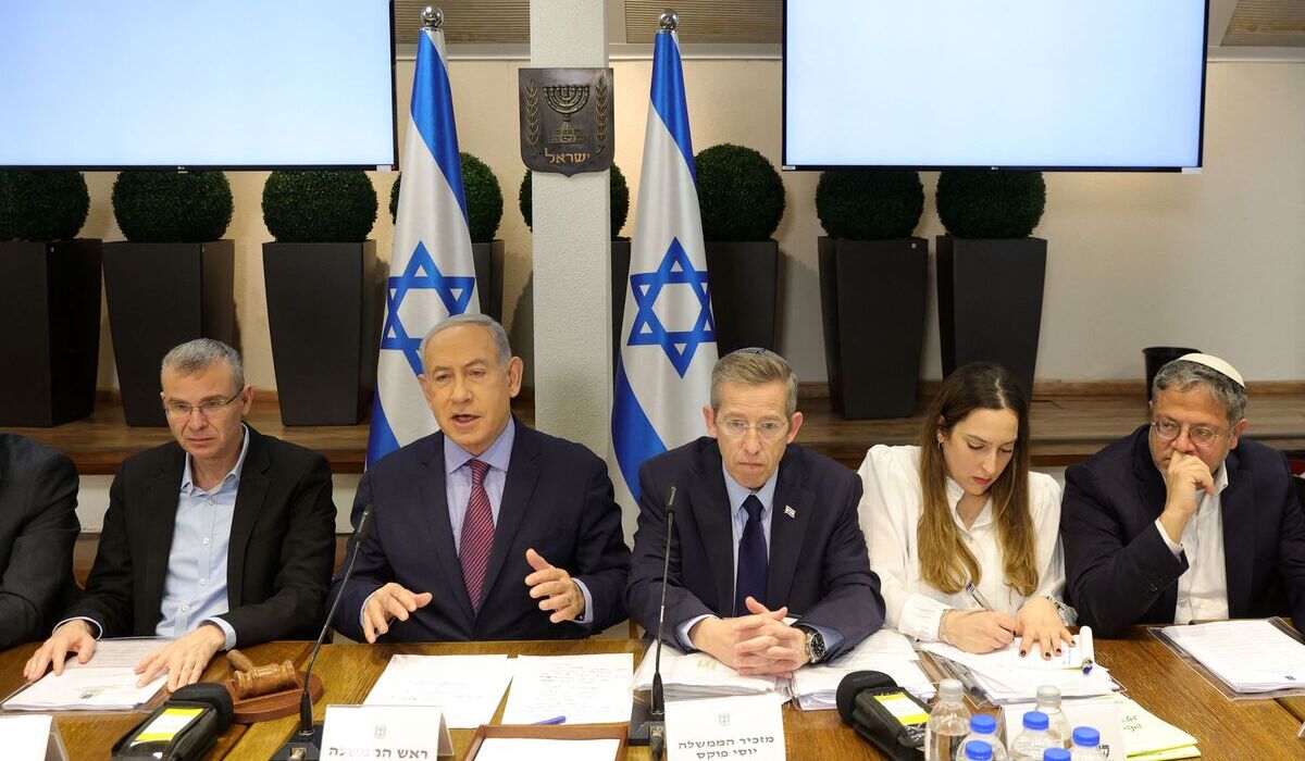 PM Israel Benjamin Netanyahu dan para pejabat negeri Zionis lainnya.