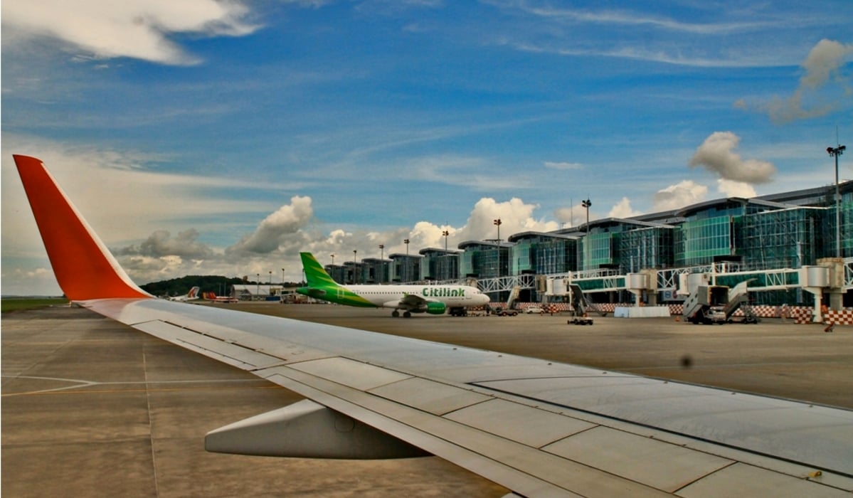 Bandara udara sepinggan Balikpapan menjadi salah satu ikon Kalimantan Timur.