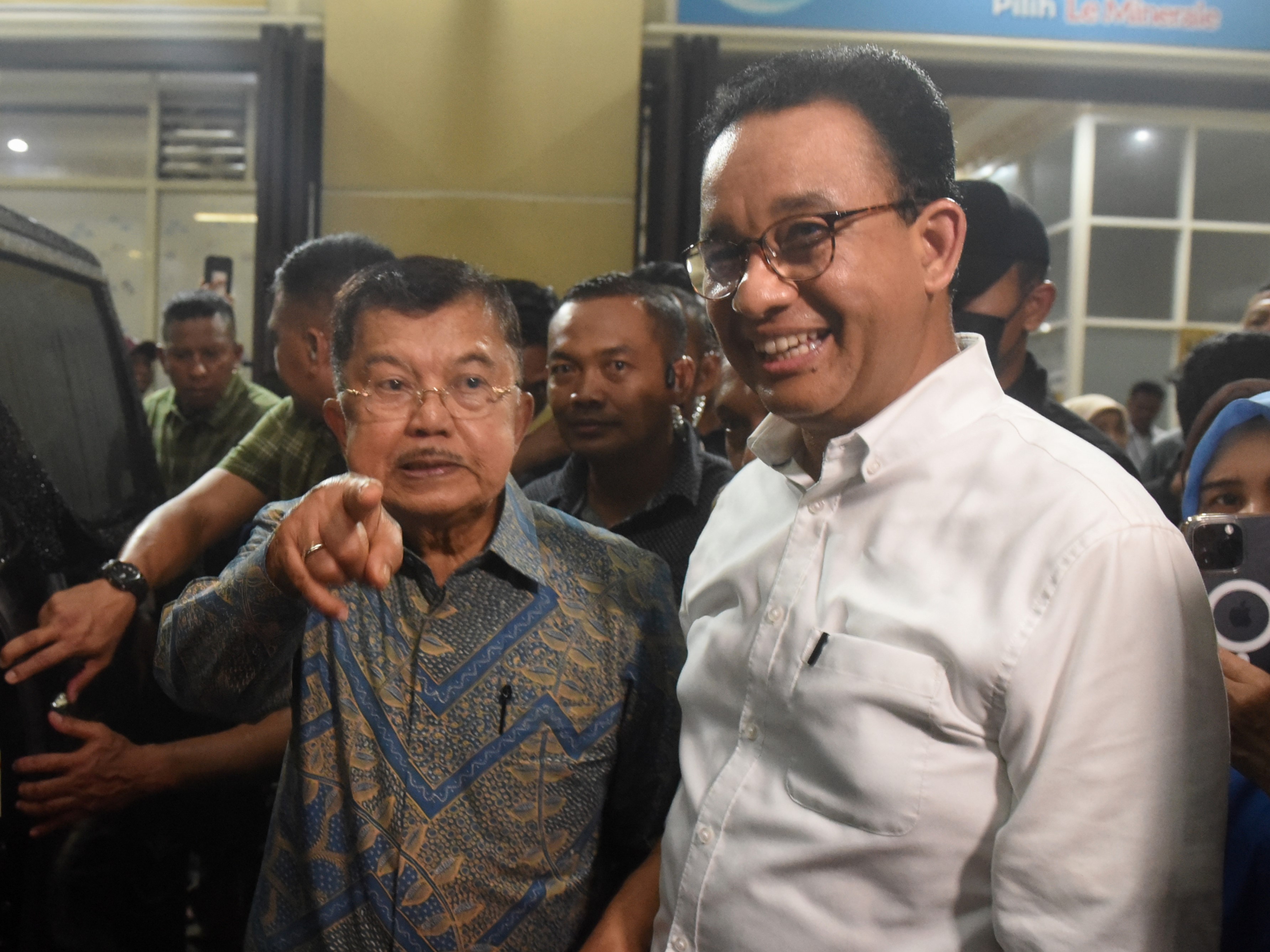 Wakil Presiden ke-10 dan ke-12 Jusuf Kalla dan calon presiden Anies Baswedan