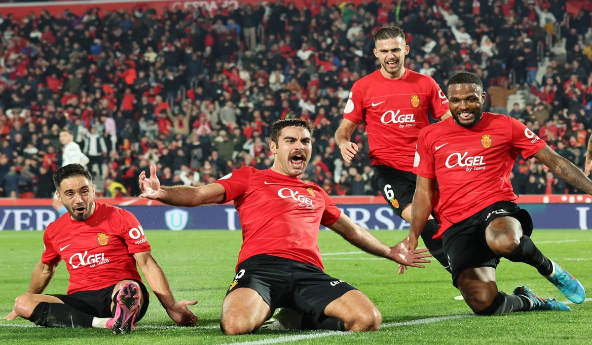 Para pemain Mallorca melakukan selebrasi usai mencetak gol ke gawang Girona di laga Copa del Rey