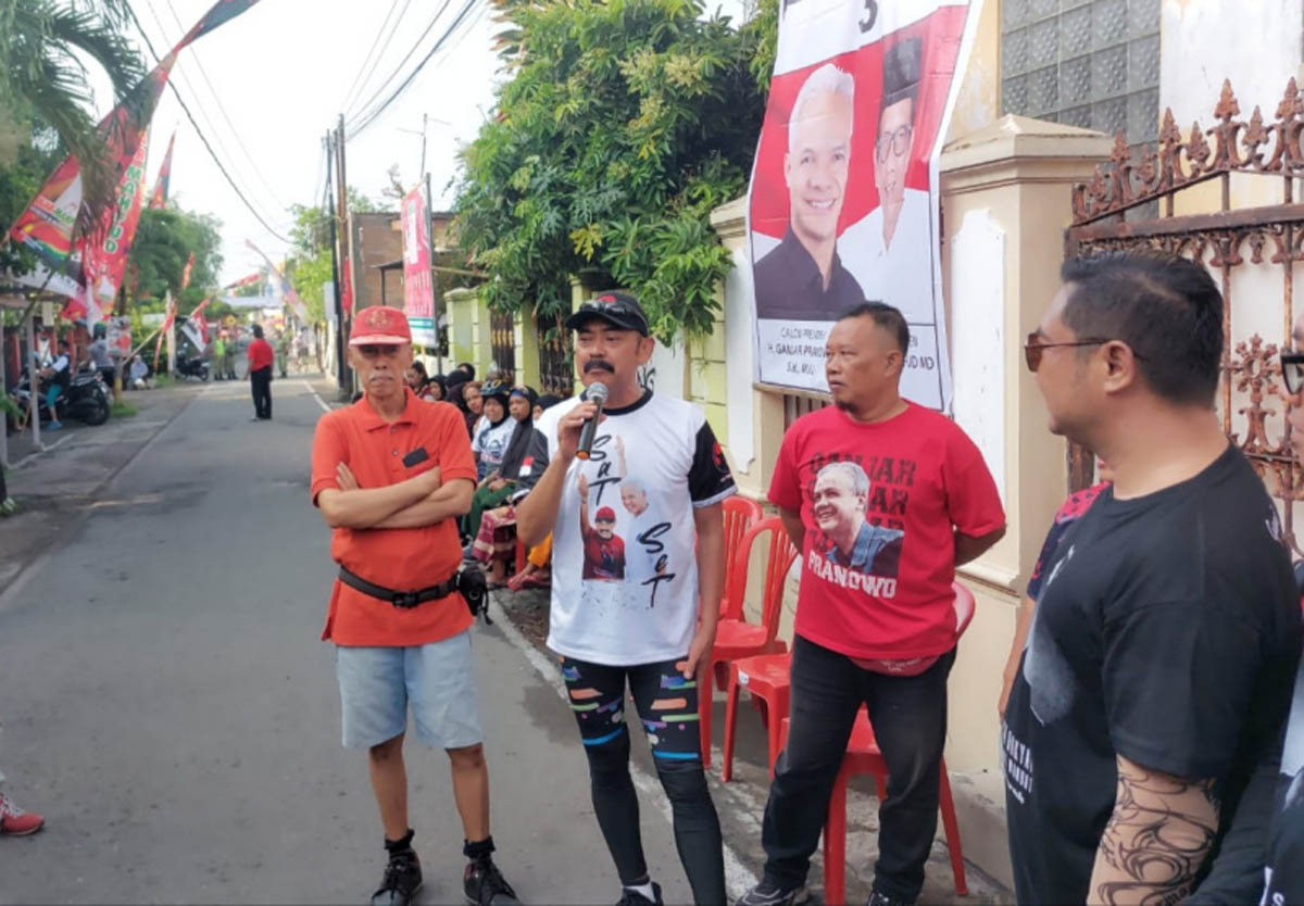 Ketua PDIP Kota Solo FX Hadi Rudyatmo mendesak Pangkima TNI tuntaskan kasus penganiayaan oknum TNI terhadap relawan Ganjar - Mahfud.