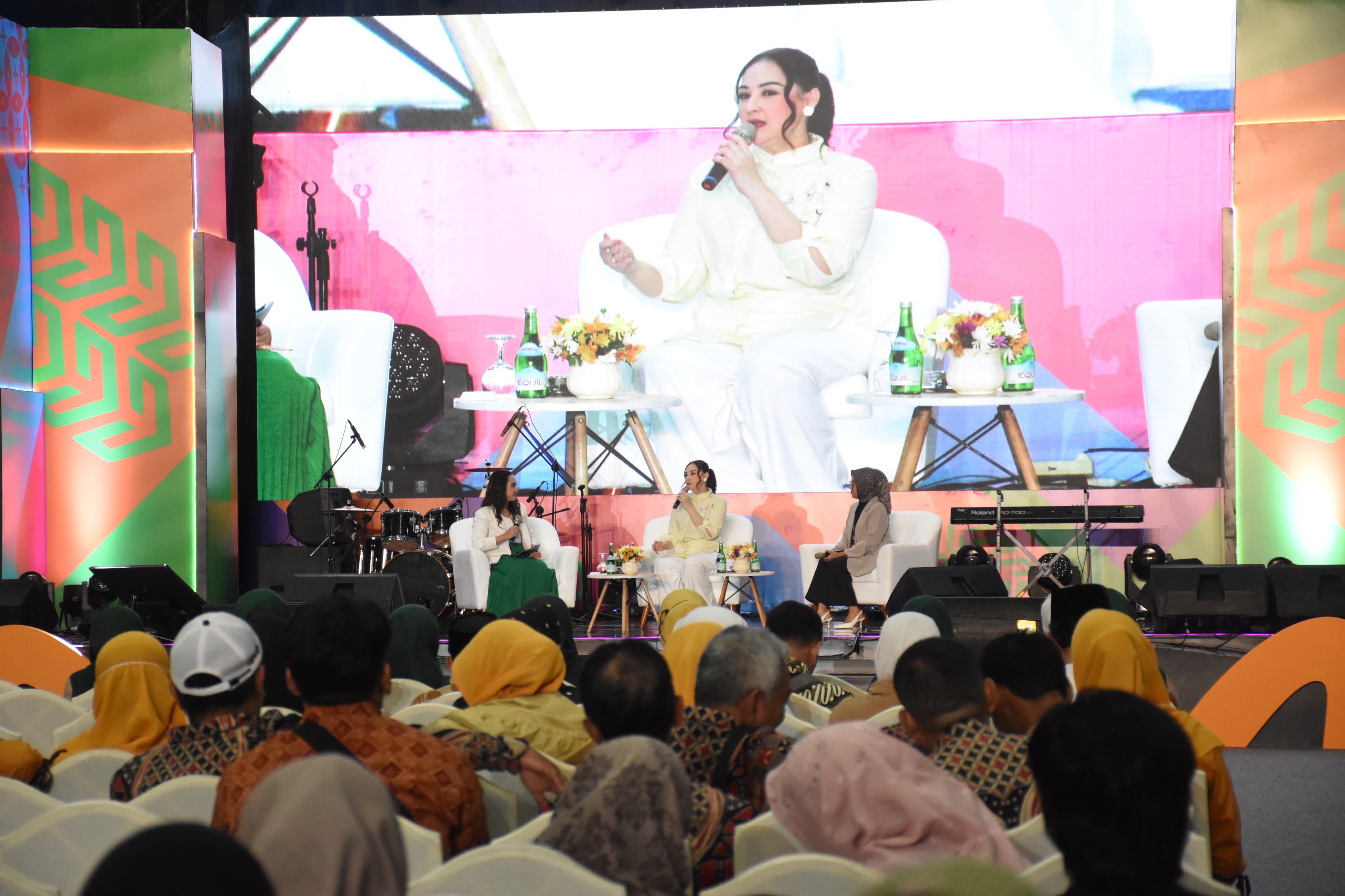 Mona Ratuliu dalam talkshow Parenting Moderasi Beragama