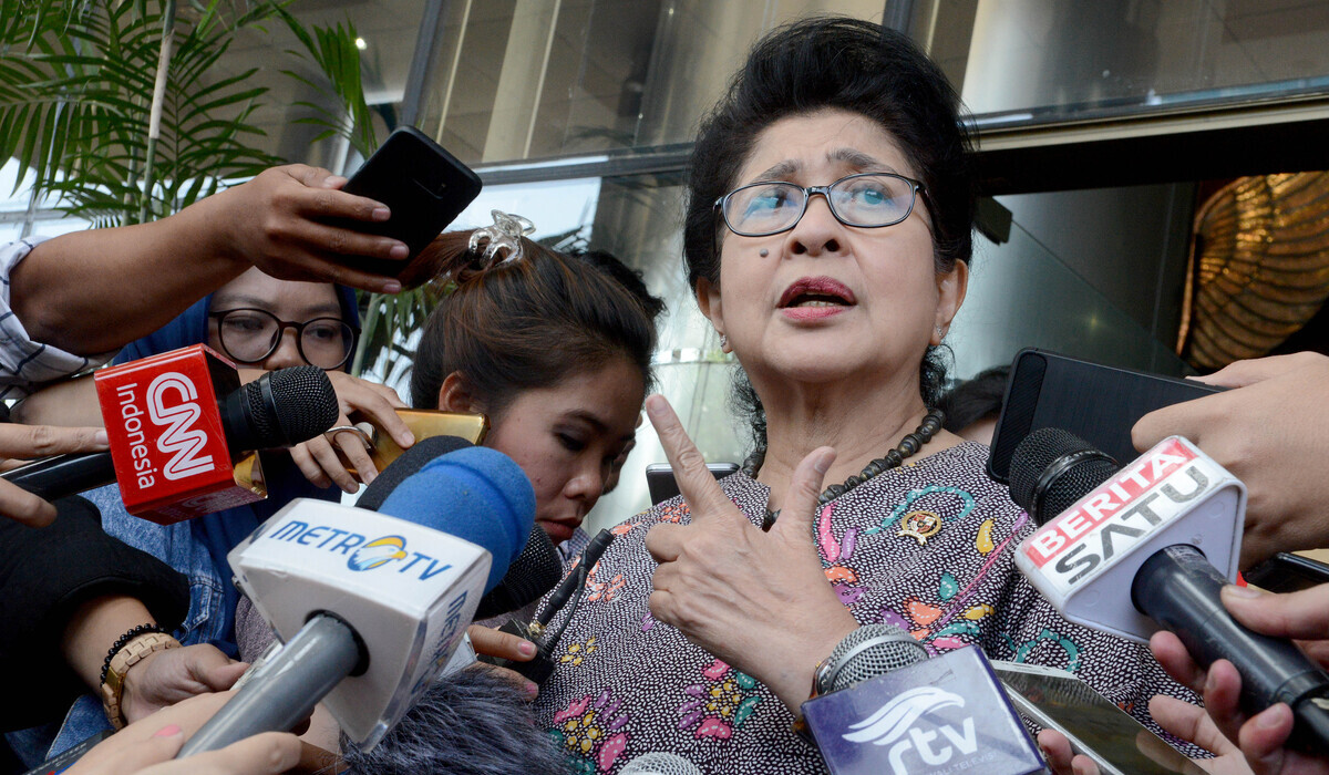 Mantan Menteri Kesehatan Nila Moeloek.