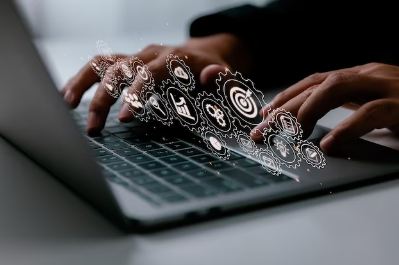 QLola by BRI memang ditujukan untuk memudahkan nasabah non individual dan pemilik bisnis dalam melakukan transaksi.