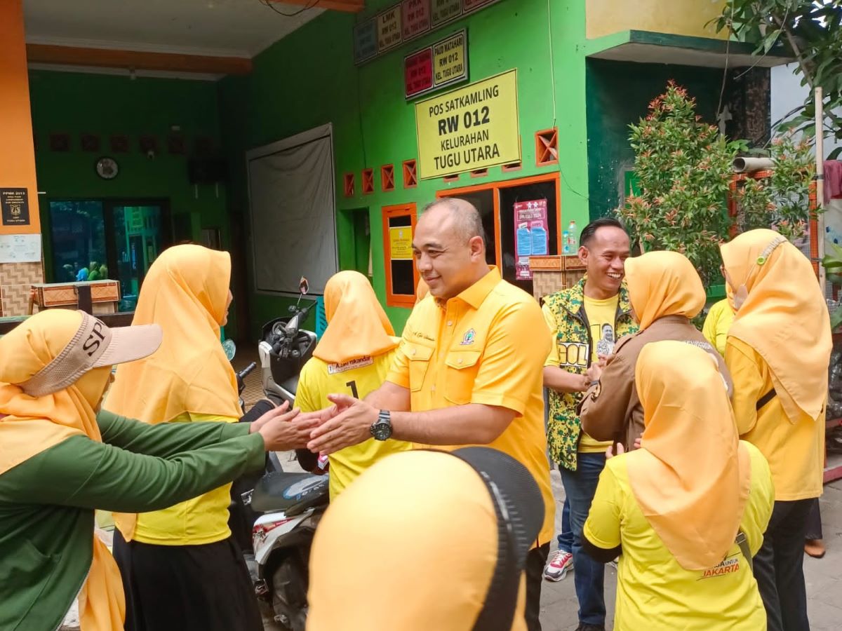 Ahmed Zaki Iskandar.