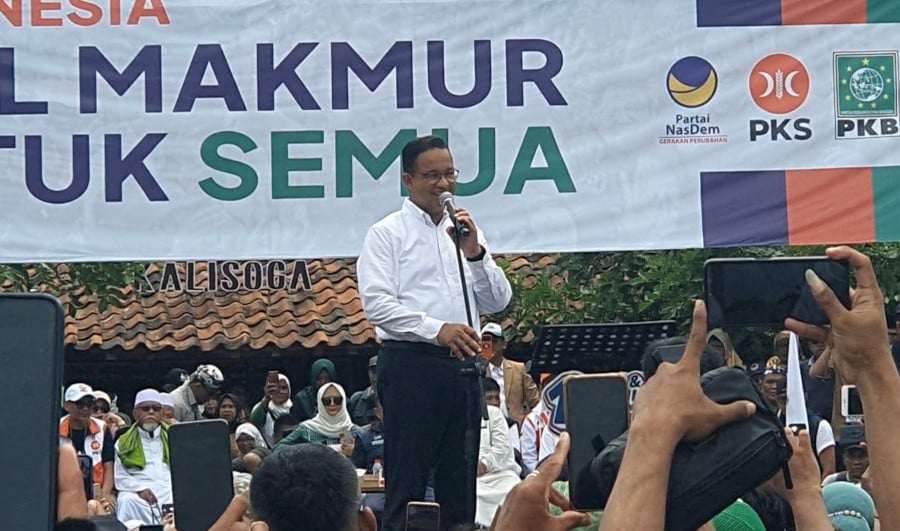 Singgung Gangguan Saat Kampanye, Anies: Kita Harus Hati-hati