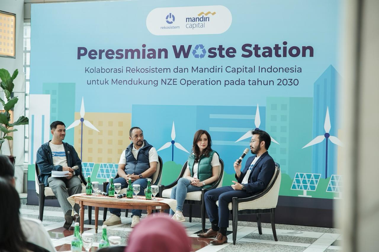 Mandiri Capital Indonesia (MCI) dan Rekosistem meresmikan Waste Station di Gedung Menara Mandiri, Jakarta. 