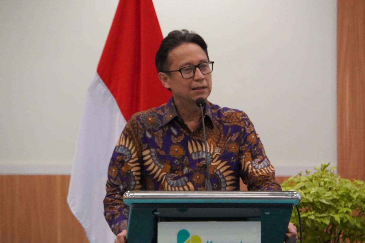 Menteri Kesehatan Budi Gunadi Sadikin saat launching produk panel deteksi cepat MRSA moluker, di RSUP M Djamil, Padang, Sumatra Barat.