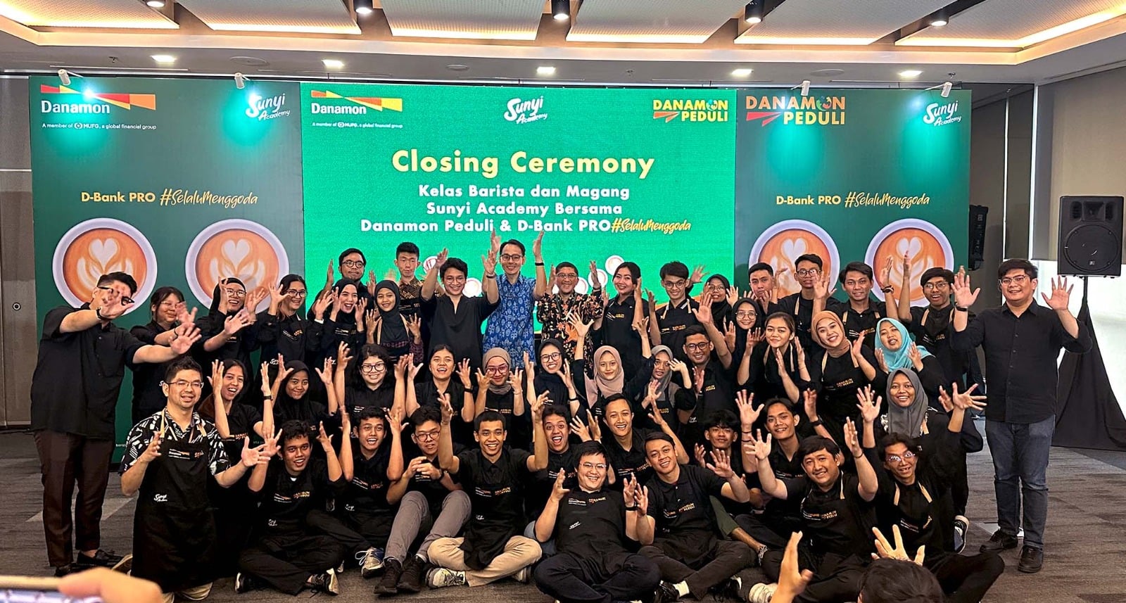 Acara “Closing Ceremony Kelas Barista dan Magang Sunyi Academy Bersama Danamon Peduli & D-Bank PRO #SelaluMenggoda”.