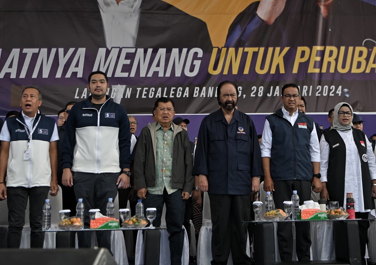 Jusuf Kalla dan Ketua Partai NasDem Surya Paloh hadir saat kampanye akbar Capres Anies Baswedan di Tegallega, Bandung, pekan lalu.