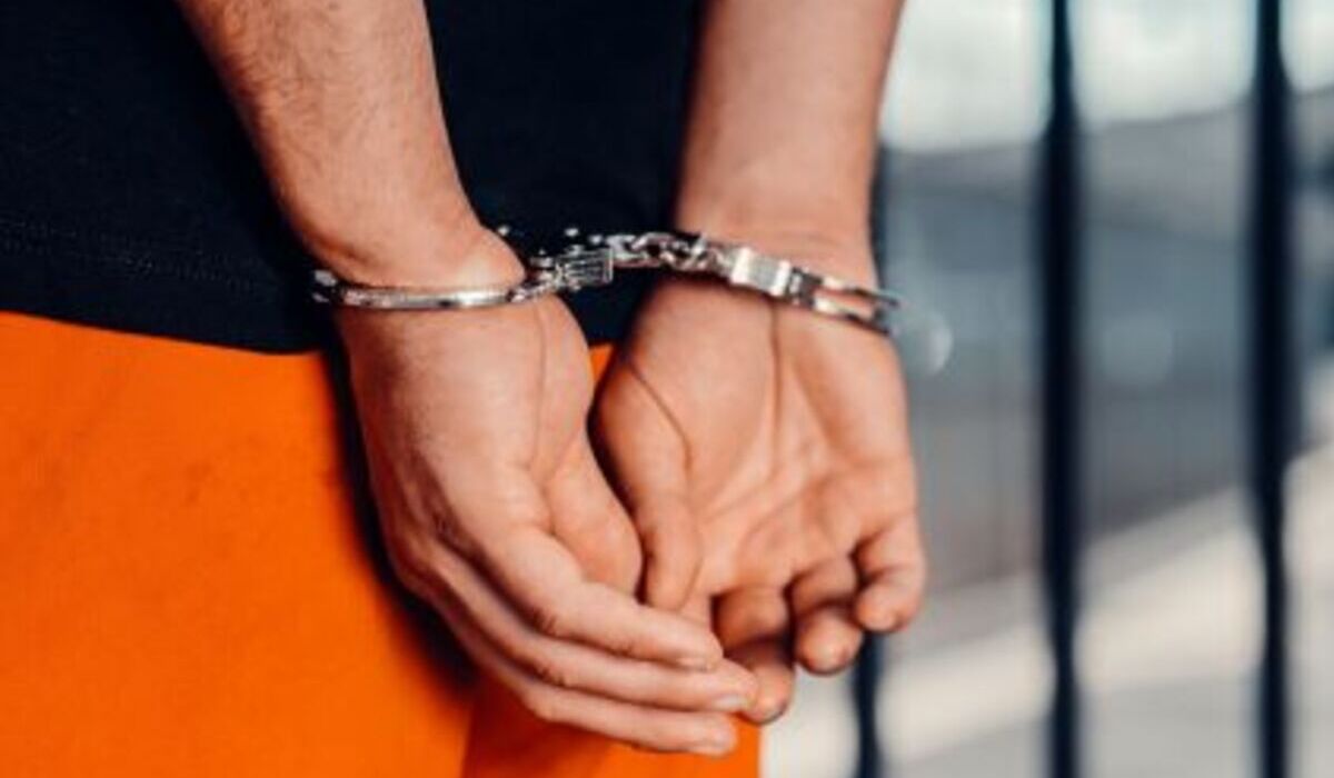 Ilustrasi penangkapan caleg yang lakukan politik uang.