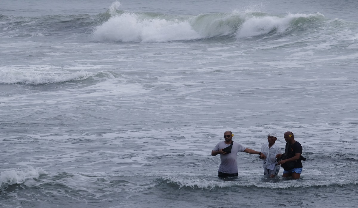 Perairan Selatan Bali Berpotensi Dilanda Gelombang Tinggi Capai 3 Meter