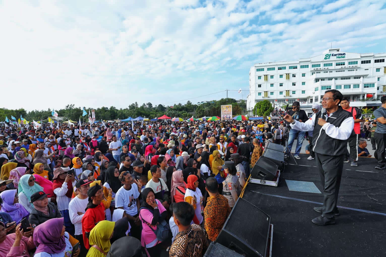 Kampanye di Kepri, Mahfud Janjikan Pendidikan Gratis Sampai Perguruan Tinggi