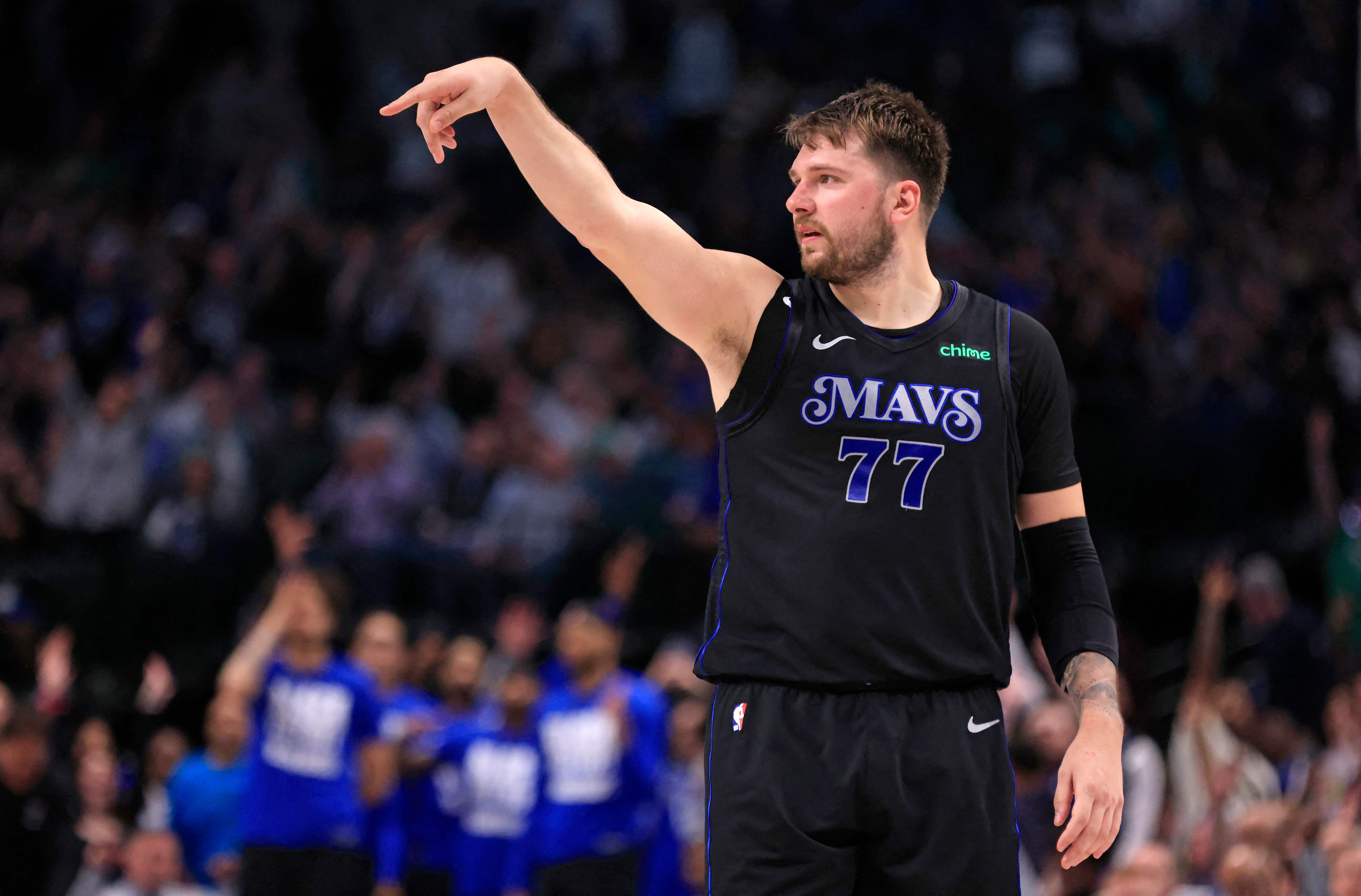 Pebasket Dallas Mavericks Luka Doncic.