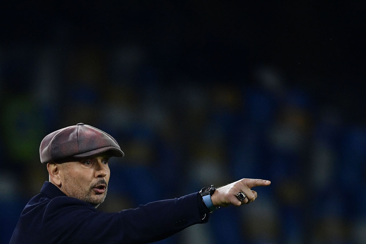 Istri Sinisa Mihajlovic, Arianna, mengungkap Bologna melakukan tindakan luar biasa dengan terus membayar gaji mantan pelatih mereka setelah 