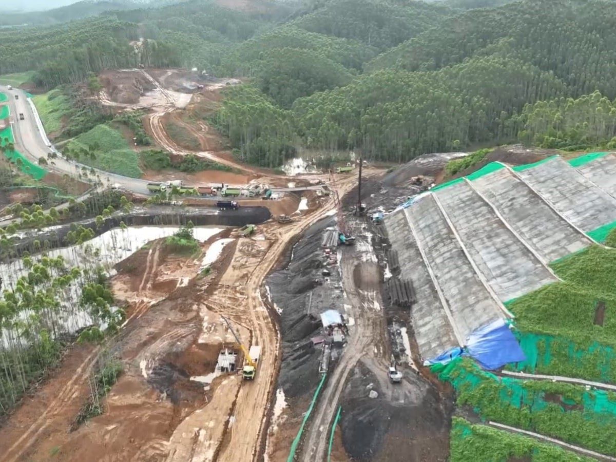 Proyek Jalan Sumbu Kebangsaan Sisi Barat.