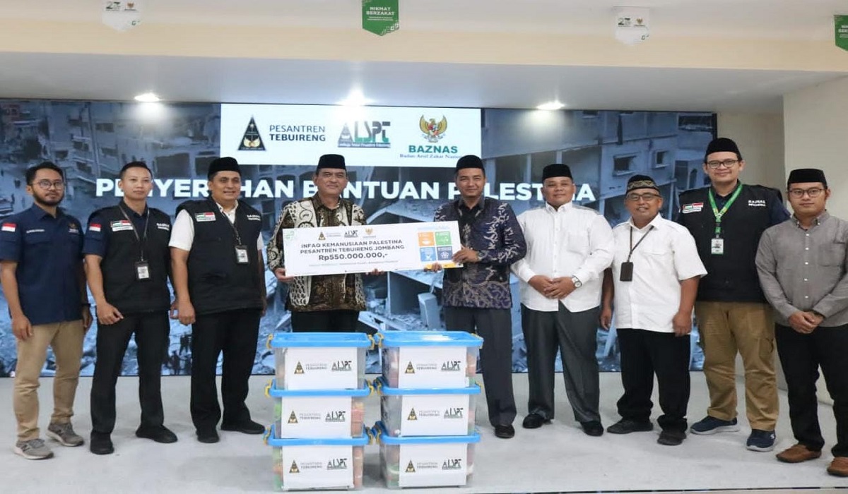 Penyaluran infak dana kemanusiaan untuk Palestina dari Pondok Pesantren Tebuireng