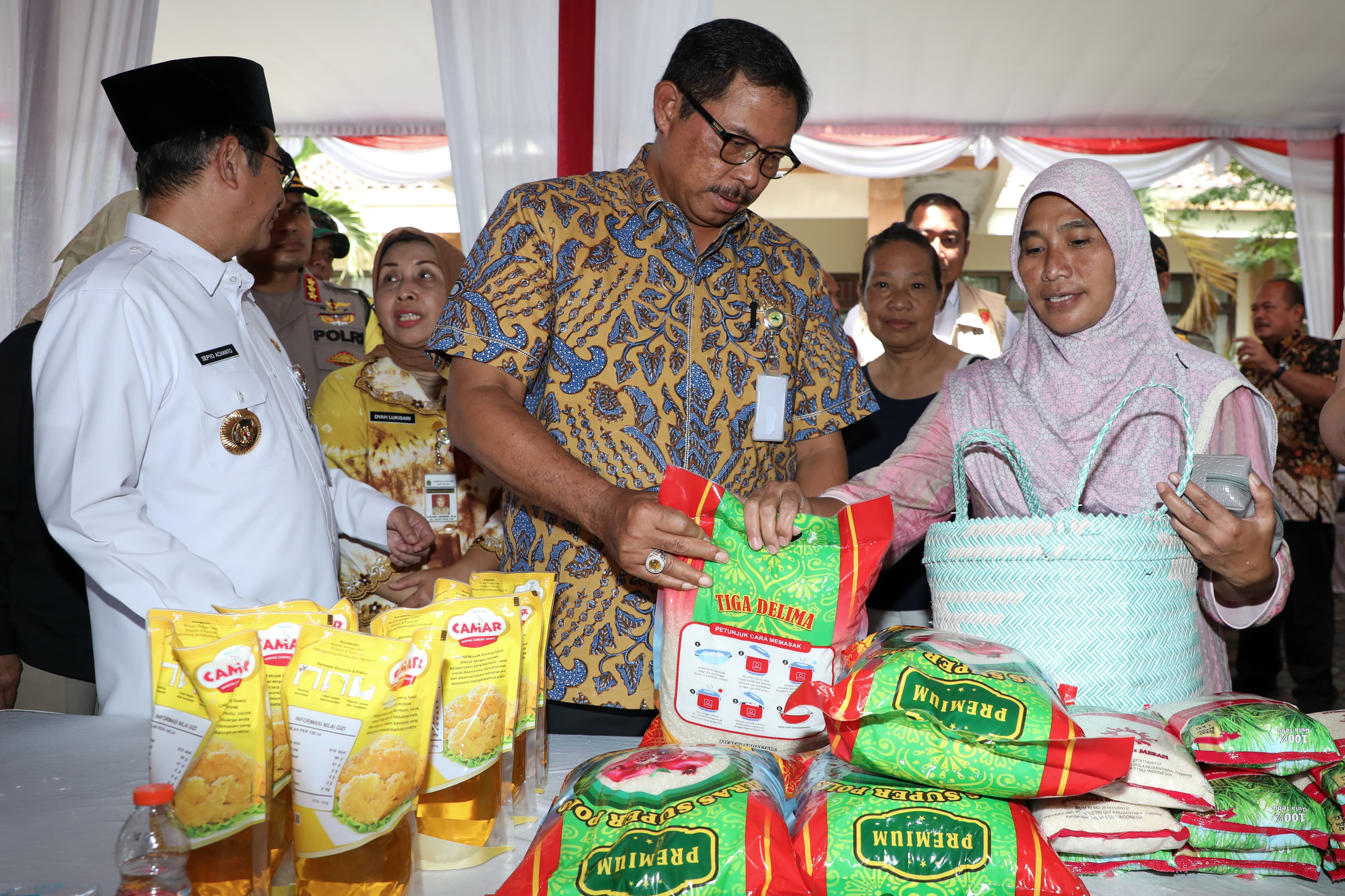 Pemprov Jateng bakal menggelar gerakan pangan murah (GPM) sebanyak 100 kali hingga Idul Fitri mendatang. 