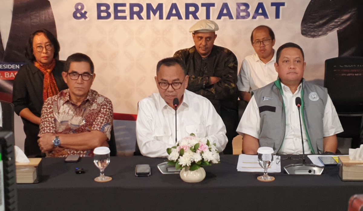 Konferensi Pers Timnas Amin mengenai kecurangan pemilu