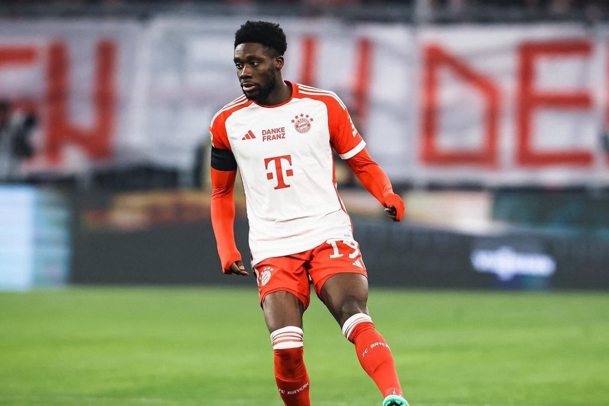 FC Barcelona ingin datangkan Alphonso Davies dari Bayern Munchen di bursa transfer musim ini