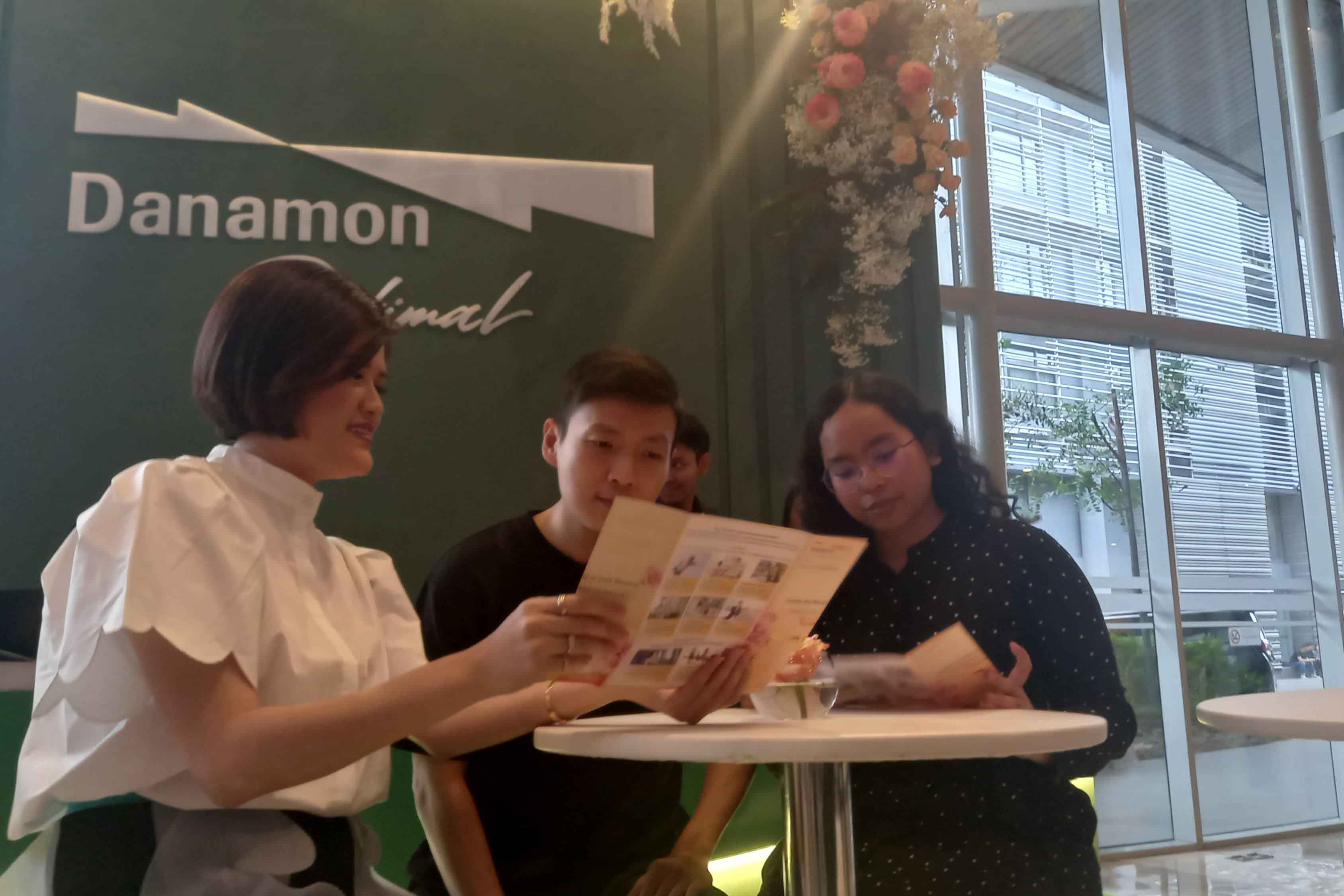 Booth Danamon Bridestory, Tangerang, Kamis (1/2).