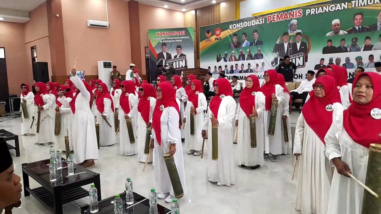 Pendukung pasangan Anies Baswedan-Muhaimin Iskandari di Tasikmalaya terus menguatkan barisan