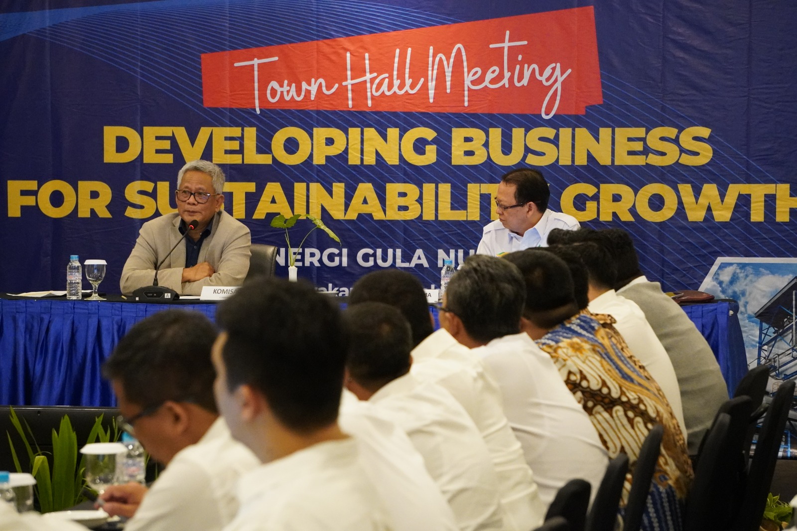 Rapat koordinasi manajemen PT Sinergi Gula Nusantara (SGN)