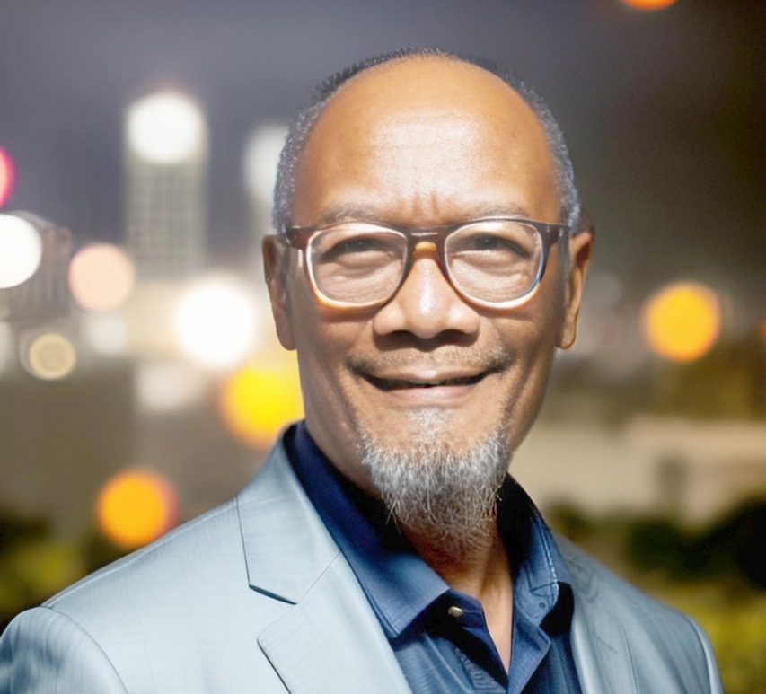 Pakar grafologi dan numerologi Babe Harris.