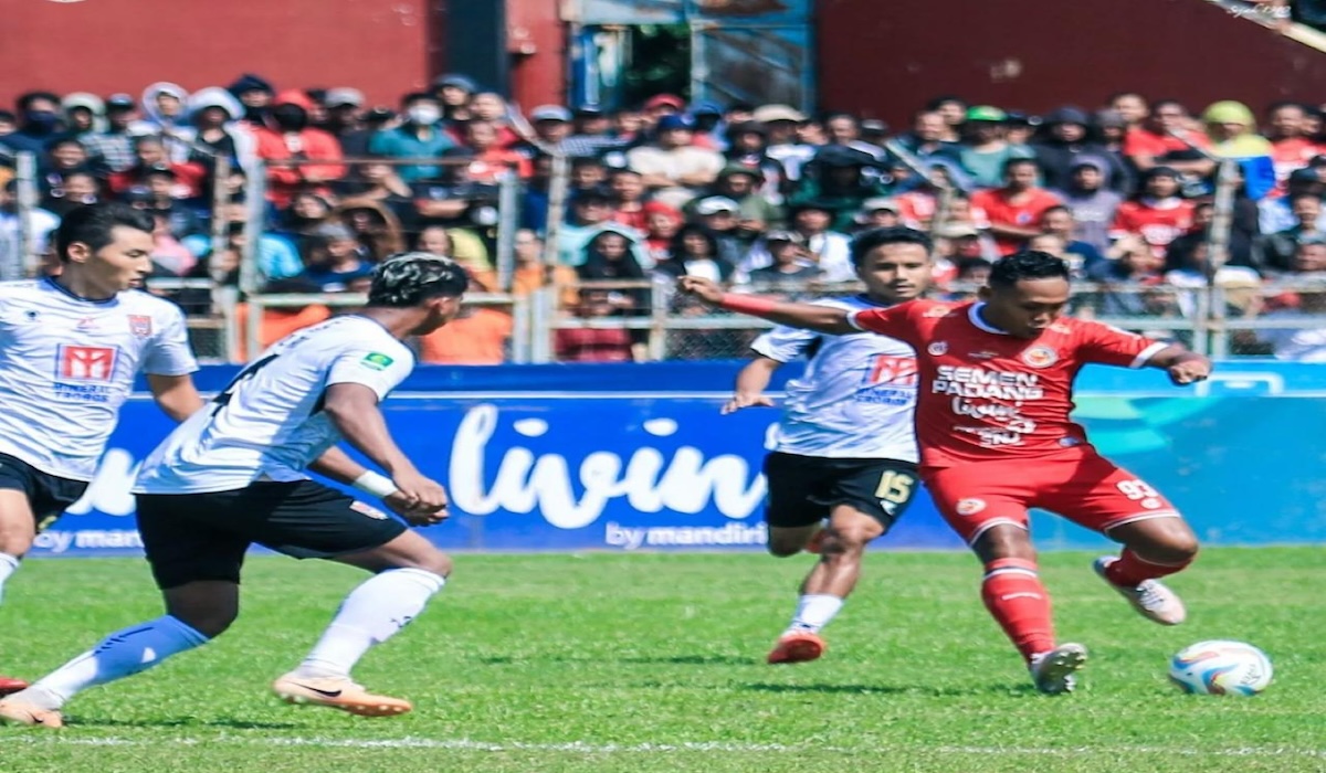 Laga Semen Padang FC vs Malut United di Liga 2