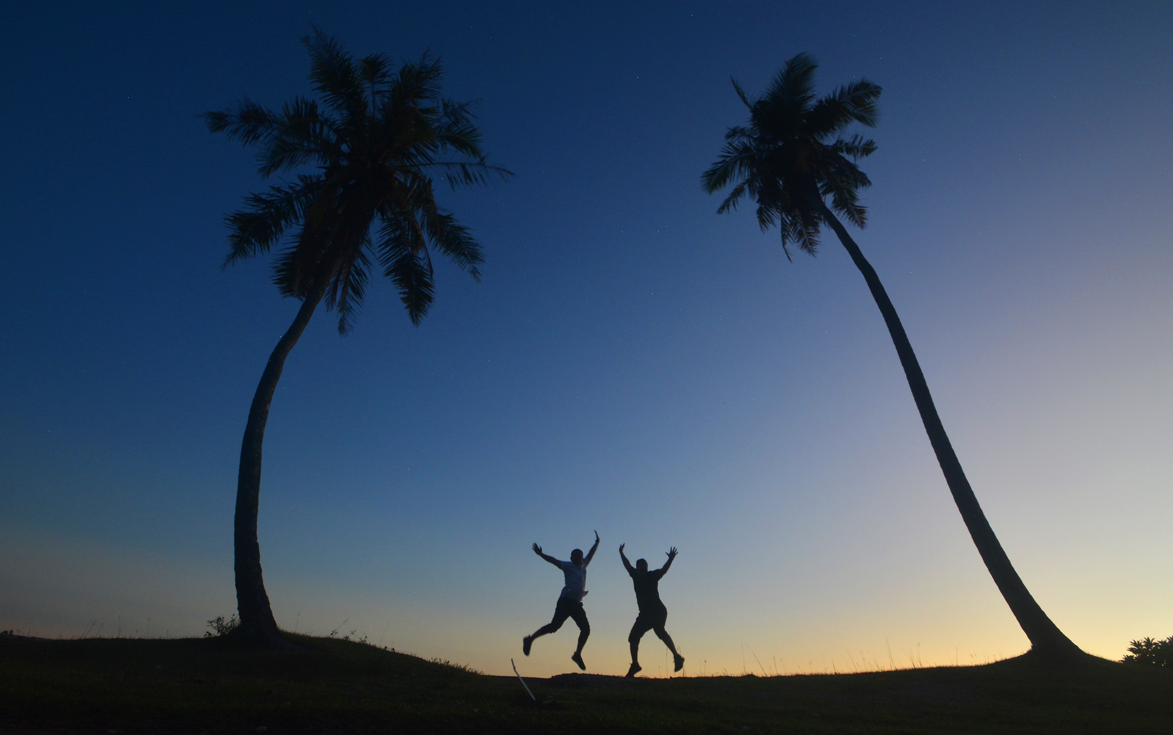 Pengunjung menikmati wisata alam di Green Talao Park, Ulakan, Kabupaten Padangpariaman, Sumatra Barat.