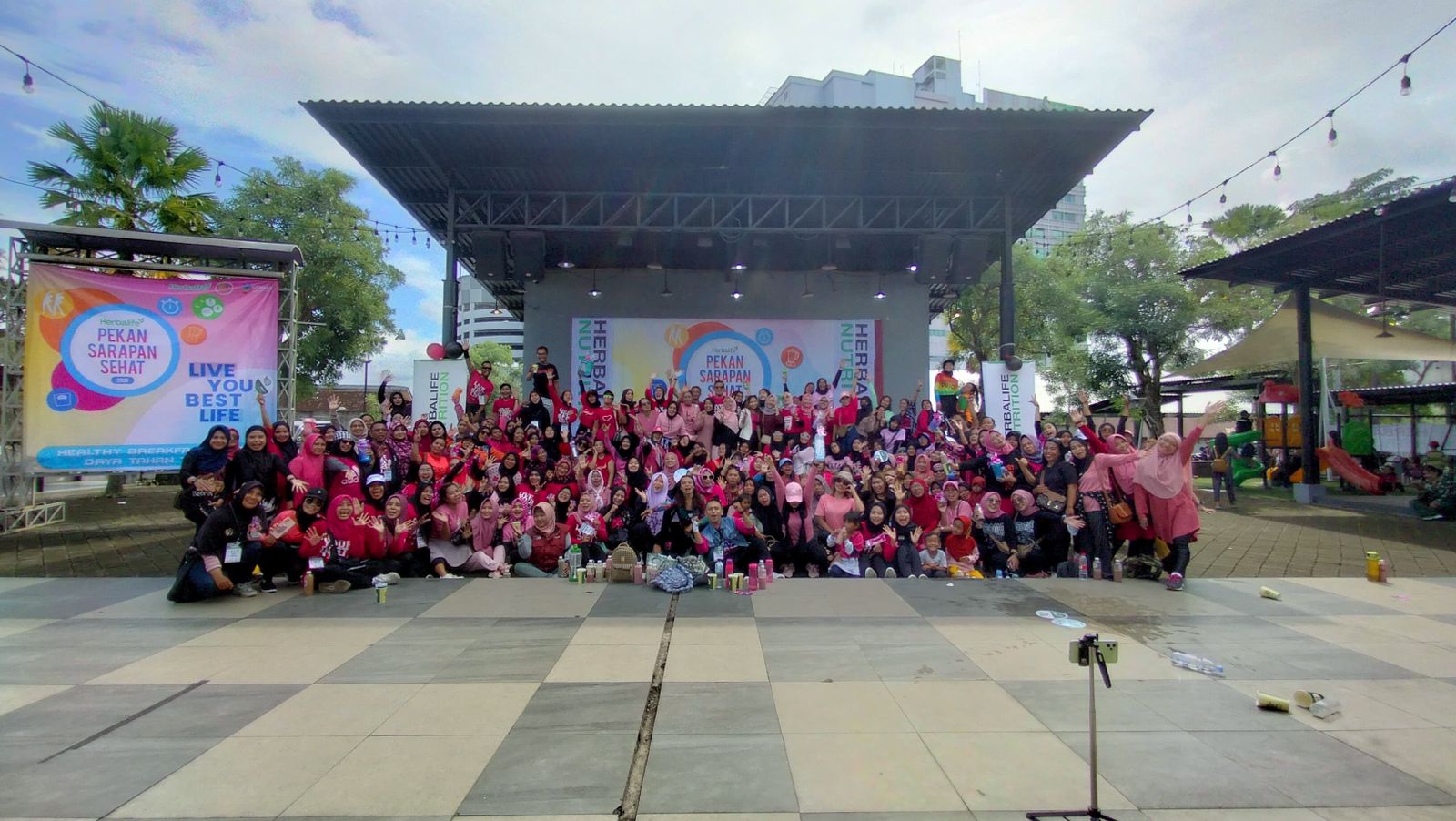 Herbalife, kembali menyelenggarakan berbagai rangkaian kegiatan untuk mendukung kampanye Pekan Sarapan Nasional (Pesan) 2024,