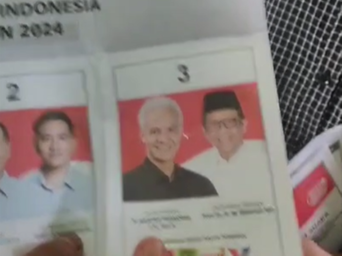 Surat suara yang sudah dicoblos terlebih dulu.